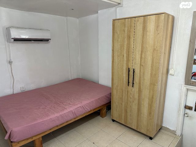 ז'בוטינסקי 28