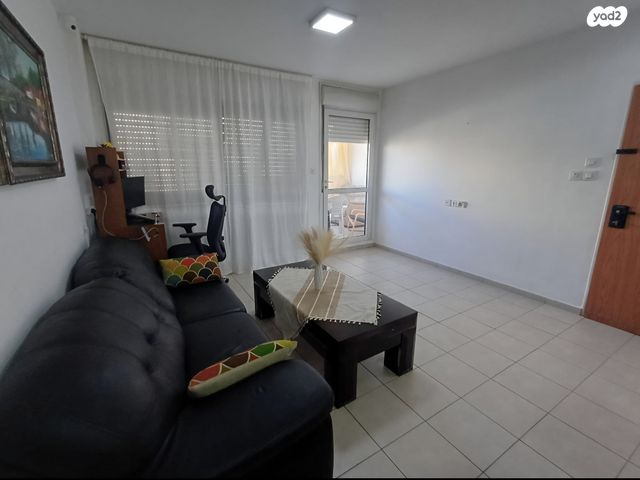 יונתן בן עוזיאל 63