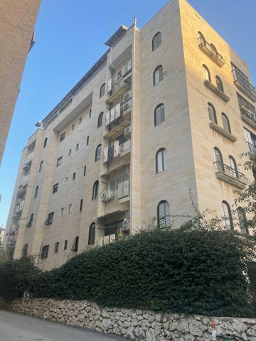גג/ פנטהאוז, השומר, ראשון לציון