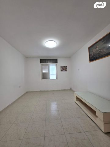 קדושי השואה 