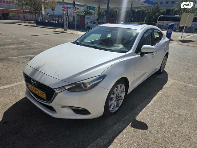 מודעת רכב מאזדה 3