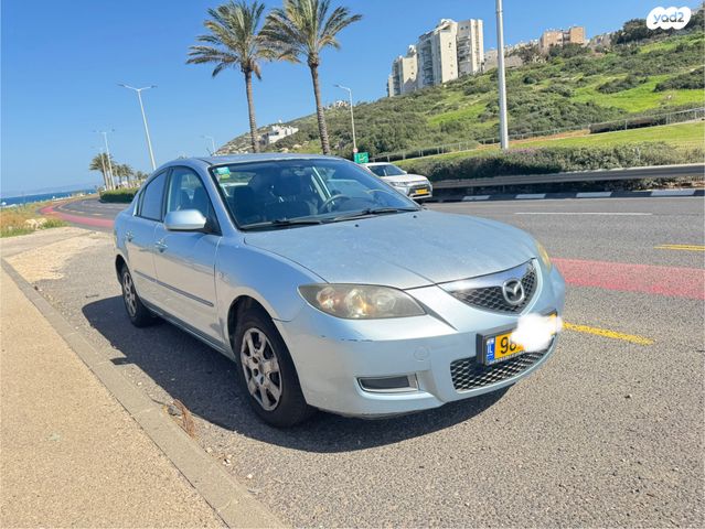 מודעת רכב מאזדה 3