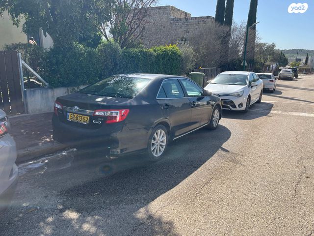 מודעת רכב טויוטה קאמרי