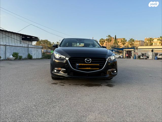 מודעת רכב מאזדה 3