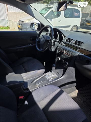 מודעת רכב מאזדה 3