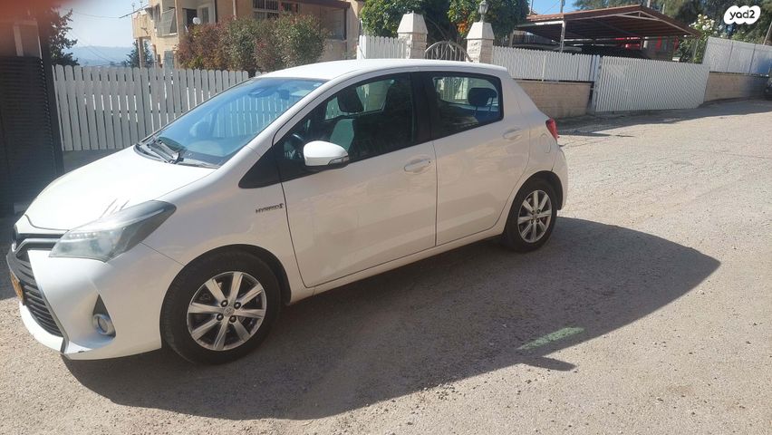 מודעת רכב טויוטה יאריס