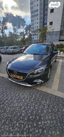 מודעת רכב מאזדה 3