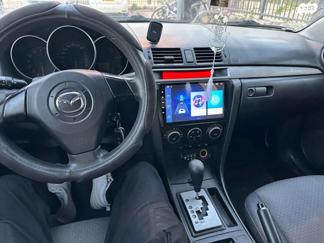 מודעת רכב מאזדה 3