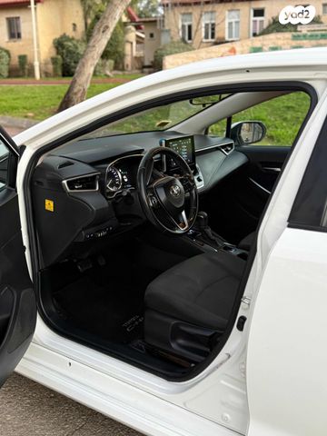 מודעת רכב טויוטה קורולה