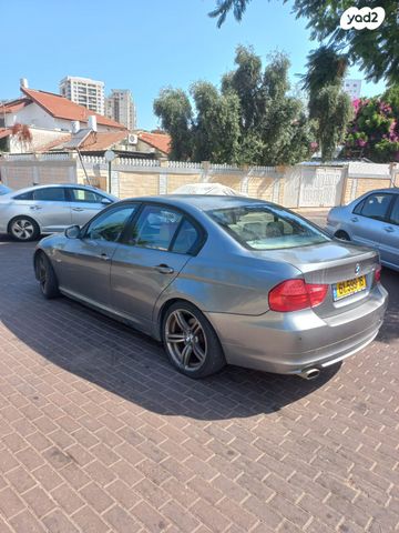 מודעת רכב ב מ וו סדרה 3