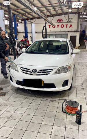 מודעת רכב טויוטה קורולה