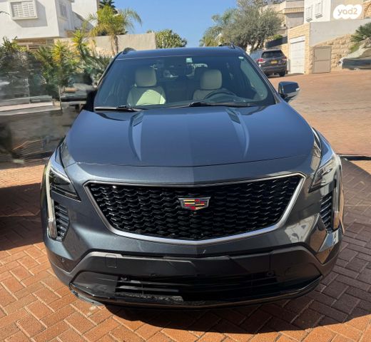 מודעת רכב קאדילק XT4