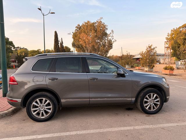 מודעת רכב פולקסווגן טוארג