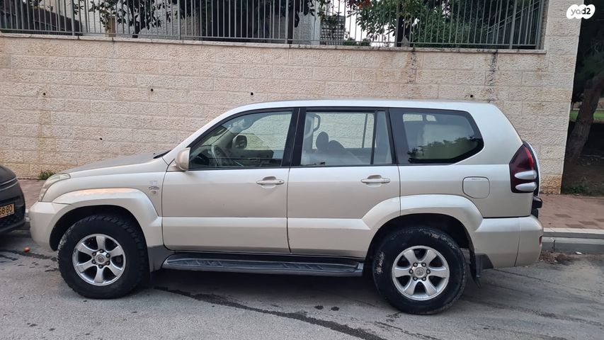 מודעת רכב טויוטה לנד קרוזר