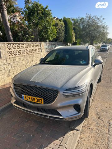 מודעת רכב ג'נסיס GV70