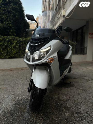 מודעת רכב סאן יאנג ג'וי רייד 200