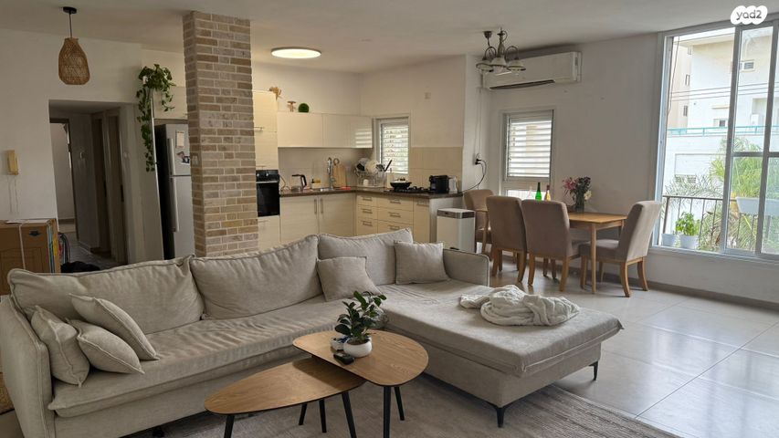 חיים וייצמן 8