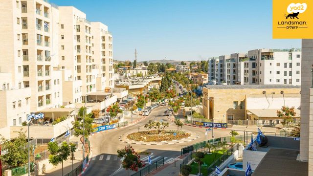 דירה, השקד, נופי החורש, מבשרת ציון