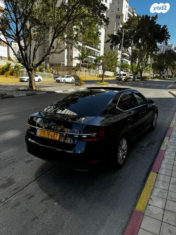 מודעת רכב סקודה סופרב