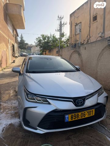 מודעת רכב טויוטה קורולה