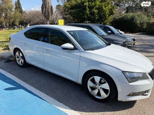 מודעת רכב סקודה סופרב