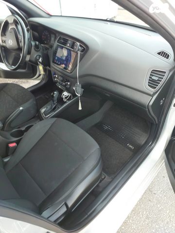 מודעת רכב יונדאי i20