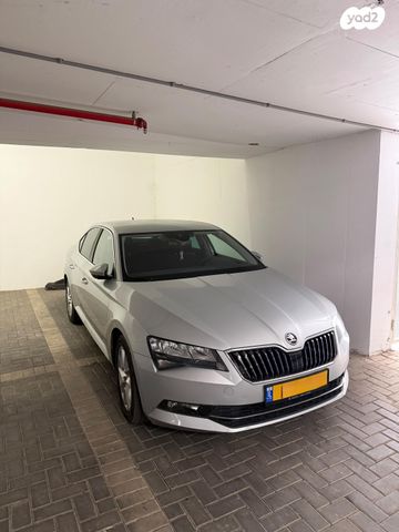 מודעת רכב סקודה סופרב