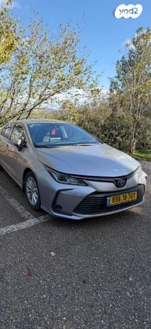 מודעת רכב טויוטה קורולה