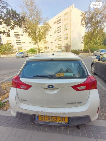 מודעת רכב טויוטה אוריס