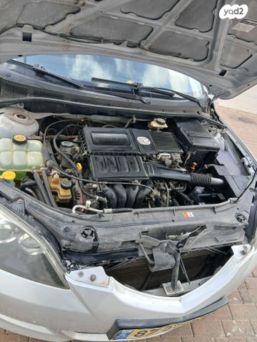 מודעת רכב מאזדה 3