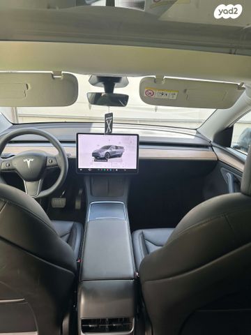 מודעת רכב טסלה מודל Y