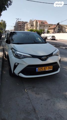 מודעת רכב טויוטה C-HR