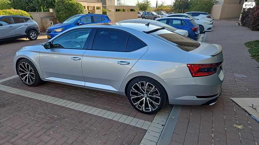 מודעת רכב סקודה סופרב