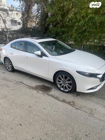 מודעת רכב מאזדה 3