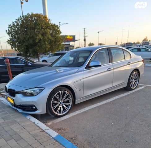 מודעת רכב ב מ וו סדרה 3