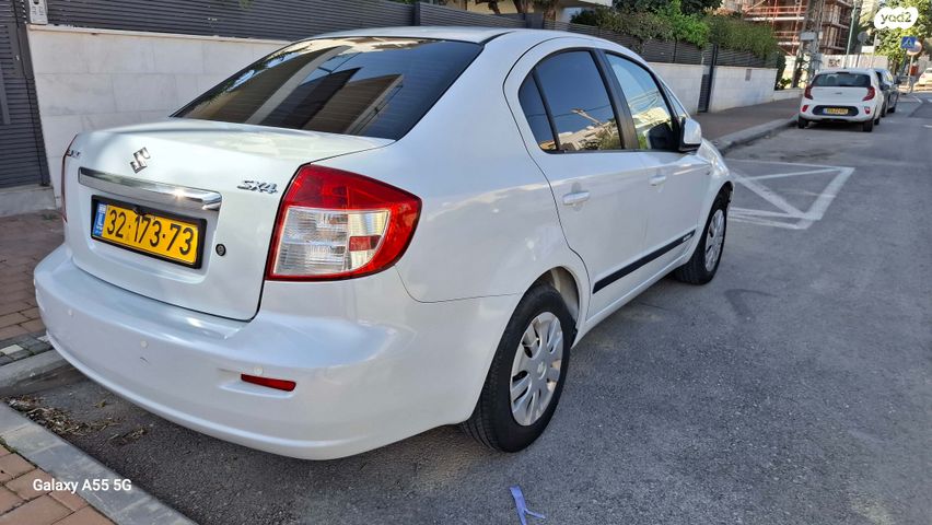 מודעת רכב סוזוקי SX4