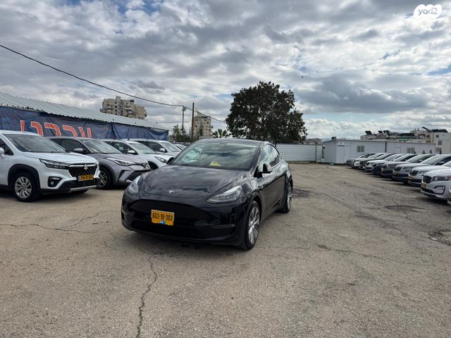 מודעת רכב טסלה מודל Y