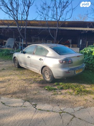 מודעת רכב מאזדה 3