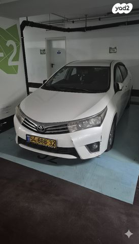 מודעת רכב טויוטה קורולה