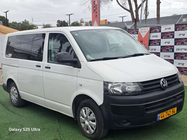 מודעת רכב פולקסווגן טרנספורטר