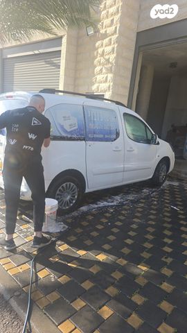 מודעת רכב סיטרואן ברלינגו