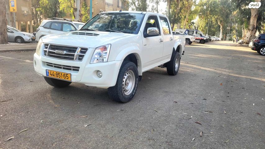 מודעת רכב איסוזו די-מקס