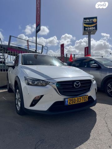 מודעת רכב מאזדה CX-3
