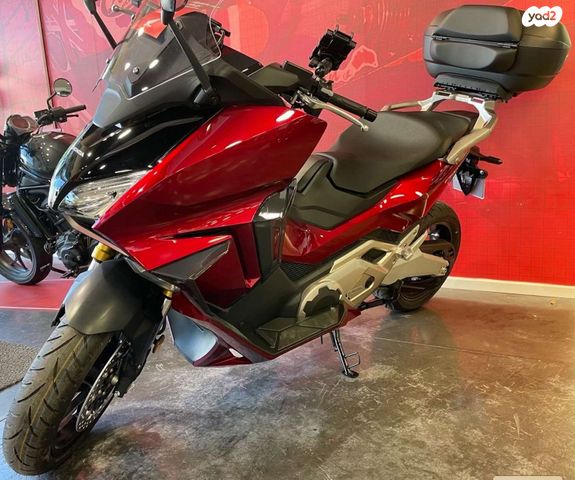 מודעת רכב הונדה פורזה 750