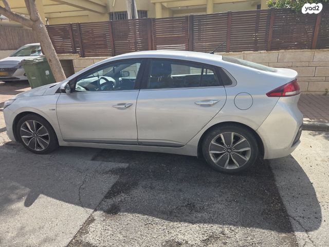 מודעת רכב יונדאי איוניק 2