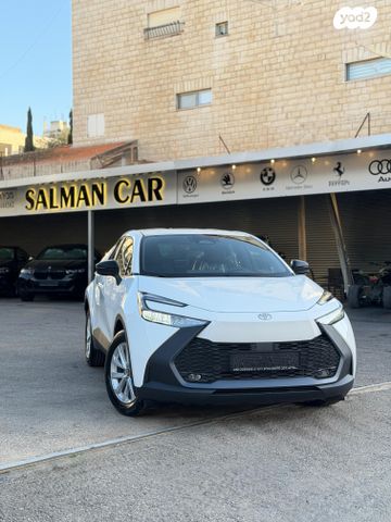 מודעת רכב טויוטה C-HR 2