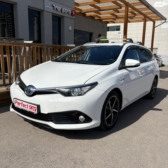 מודעת רכב טויוטה אוריס