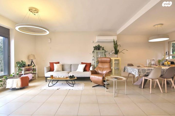 אלברט שווייצר 54