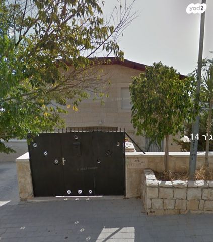 שלמה ומשה תג'ר 14