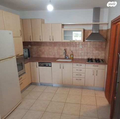 שדרות צפריר 3